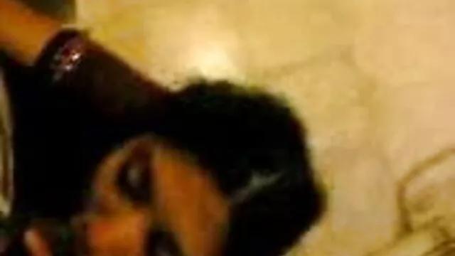 হাতের কাজ, xxx বাংলা 2018 বাঁড়ার রস খাবার