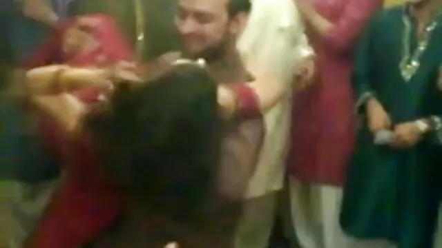 ছেলে একটি চর্বি পরিপক্ক www বাংলা sex চাচীর সংযুক্ত ছিল