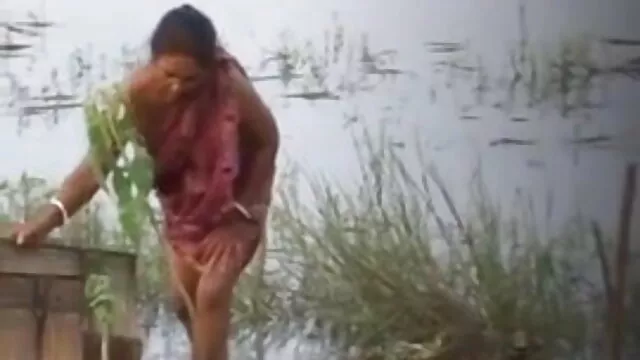মেয়েদের হস্তমৈথুন, নকল বাঁড়ার www xxx com বাংলা