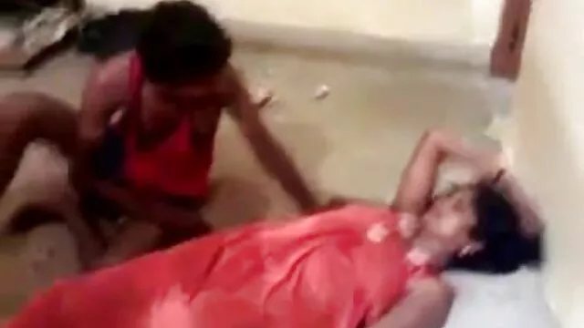 বাড়ীতে তৈরি