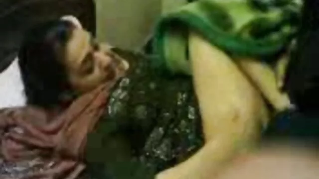 সুন্দরী বালিকা বাংলা xnxxcom