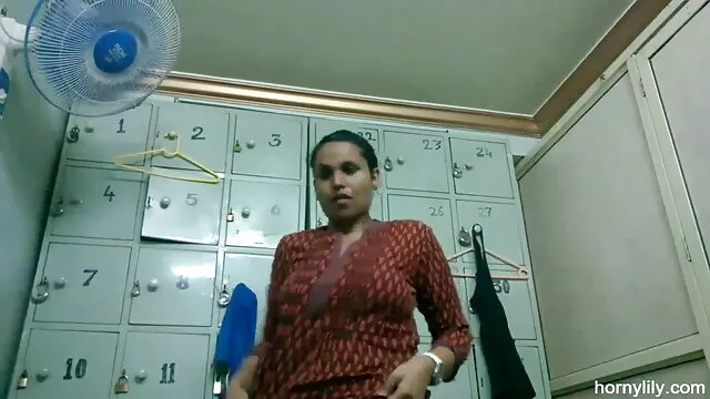 পুরানো-বালিকা www xxx video বাংলা com বন্ধু