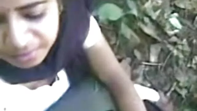 আমি নৌকায় পেয়েছিলাম xxx বাংলা video