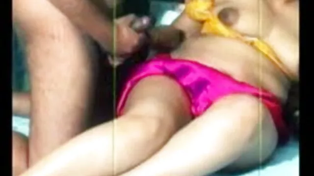 সুন্দরী বালিকা বাংলা দেশী xnxx
