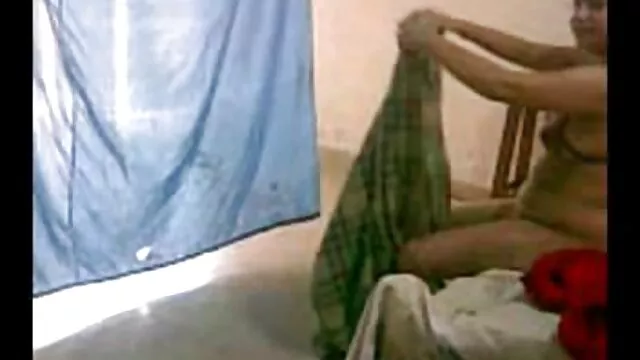 আমি চা আস্বাদিত এবং অবিলম্বে আমার বন্ধু বাংলা sxe video বন্ধ